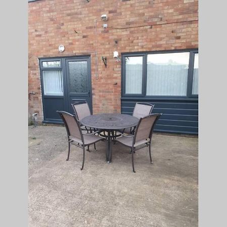 Entire House - Cheshire Oaks/אלסמר פורט מראה חיצוני תמונה